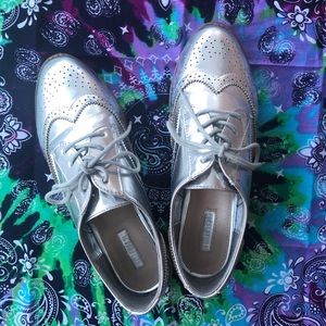 Faux Leather Forever 21 Silver Metallic Oxfords